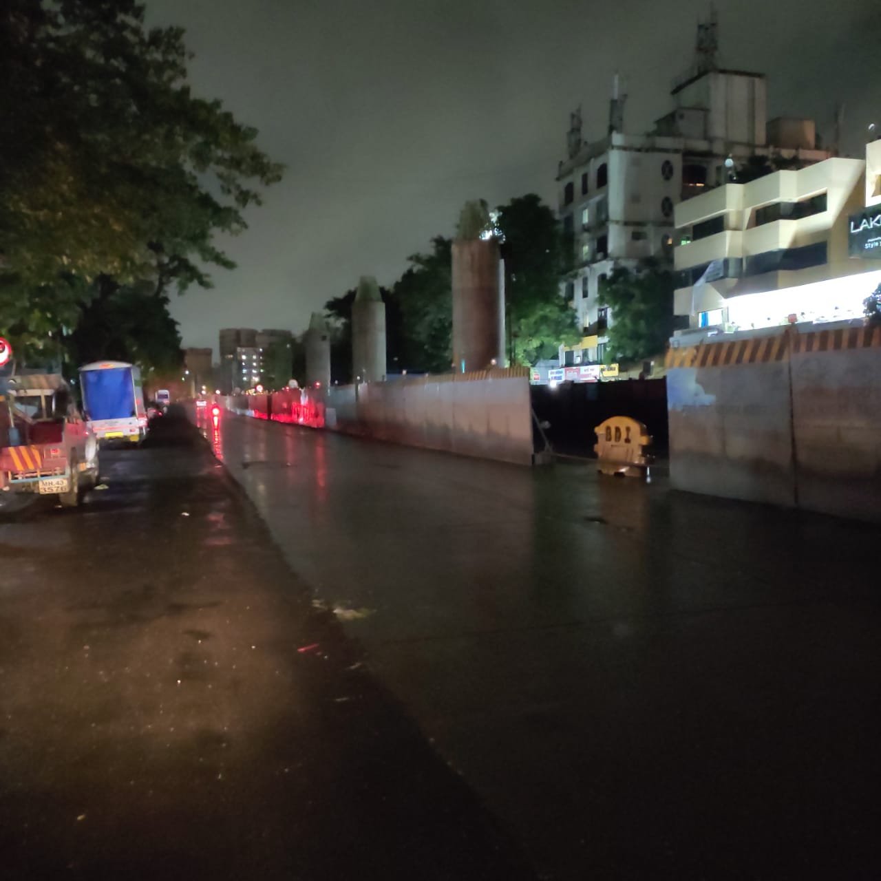 Adarsh Maharashtra | चेंबूर येथील सायन-पनवेल...