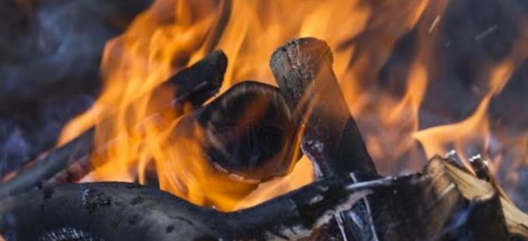 Adarsh Maharashtra | ग्रांटरोड च्या हाकिम चाळीतील...