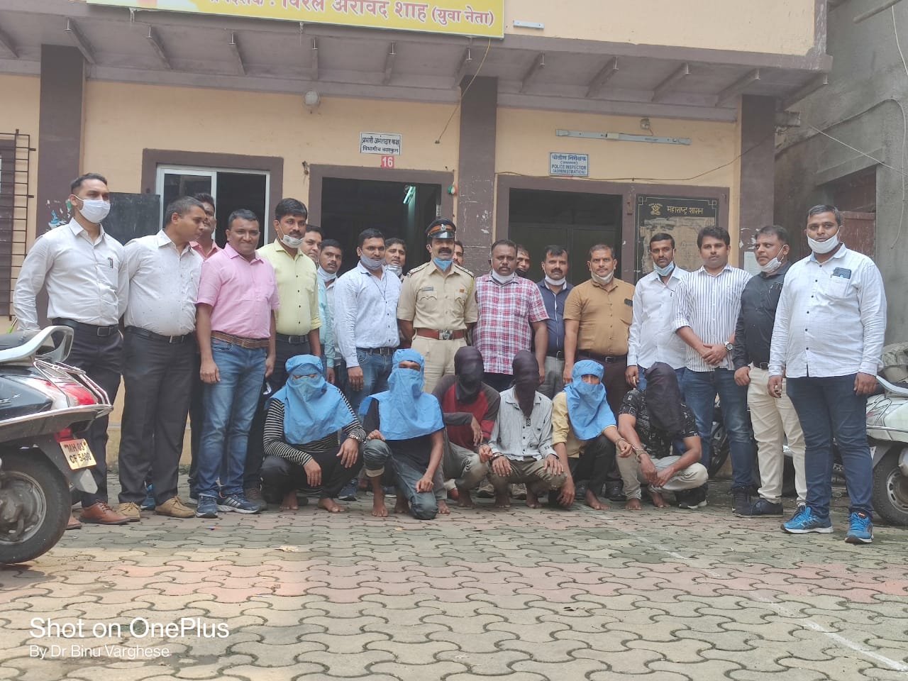 Adarsh Maharashtra | अंधश्रद्धे पोटी ७० वर्षीय वृद्धाची हत्या करणाऱ्या सहा आरोपीना मुलुंड...