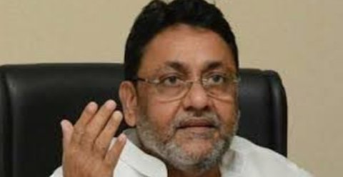 Adarsh Maharashtra | राज्याला कर्जबाजारी...