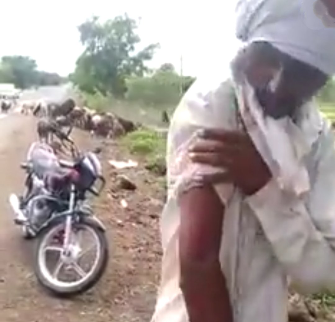 Adarsh Maharashtra | मेंढपाळ बांधवा वरील हल्ले यापुढे खपवून घेतले जाणार नाहीत..साहित्यिक भारत...