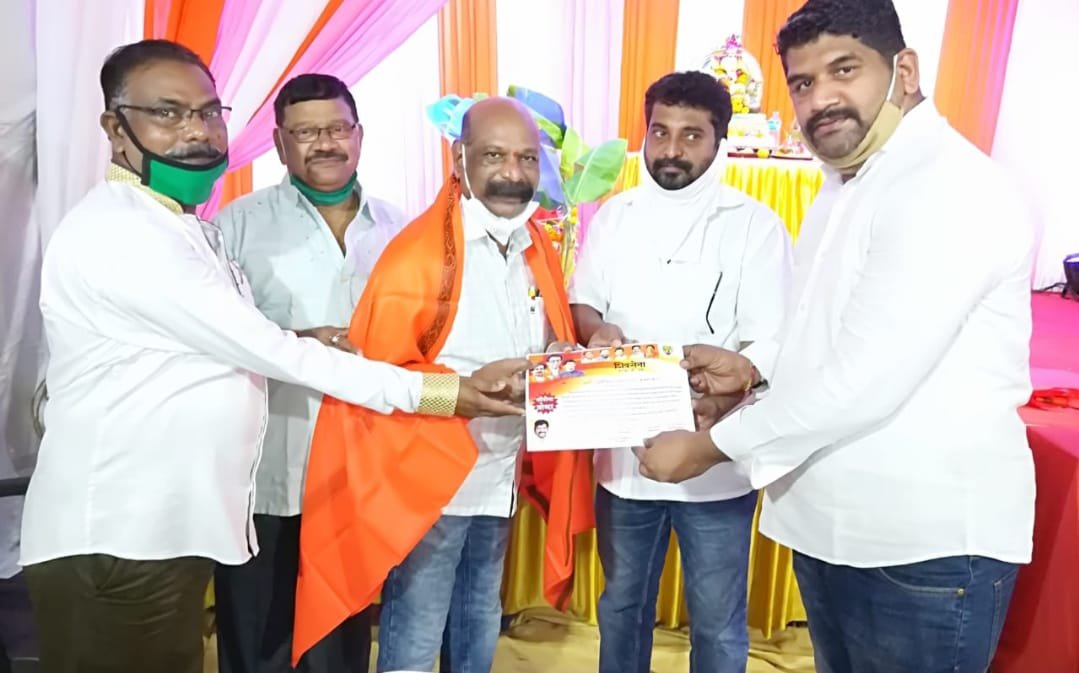 Adarsh Maharashtra | शिवसेना शाखा क्रमांक २४ कांदिवली पूर्व येथे रक्तदानाचे प्रणेते रक्तपेढी...