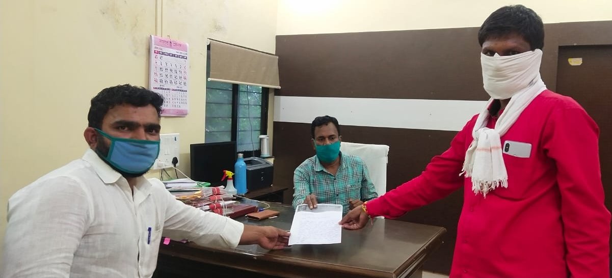 Adarsh Maharashtra | जगायची पंचाईत झाली शिक्षणाची...