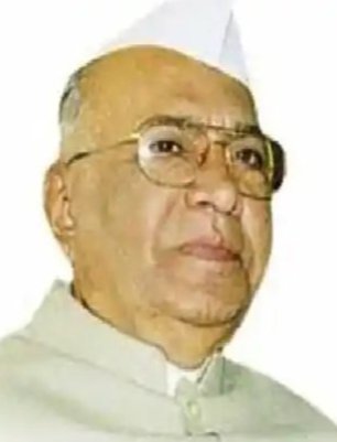 Adarsh Maharashtra | दुःखदायक:माजी मुख्यमंत्री शिवाजीराव पाटील निलंगेकर यांचे आज बुधवारी...