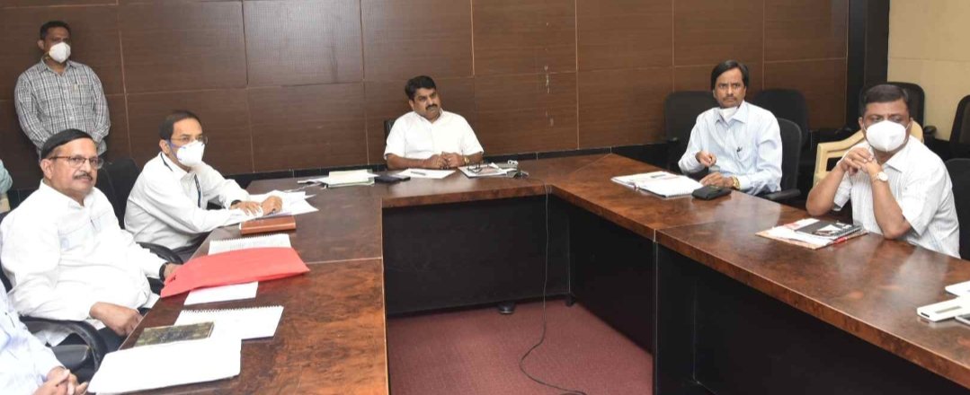 Adarsh Maharashtra | कोल्हापूर-पुणे नवीन रेल्वेमार्गासंबंधी येत्या 15 दिवसात प्राथमिक अहवाल ...