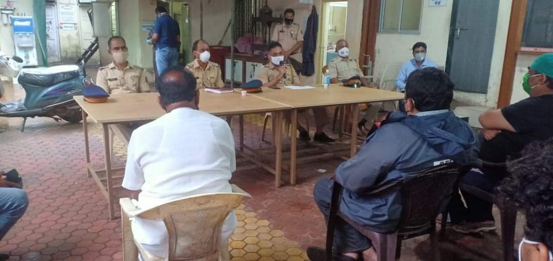 Adarsh Maharashtra | आगामी गणेशोत्सवानिमित्त मुलुंड पोलिसांनी केले सार्वजनिक गणेशोत्सव...