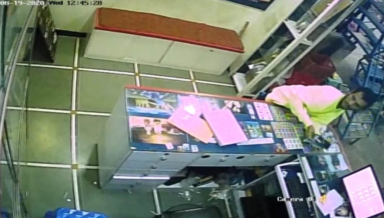 Adarsh Maharashtra | पवईत मोबाईल चोरांचा सुळसुळाट!