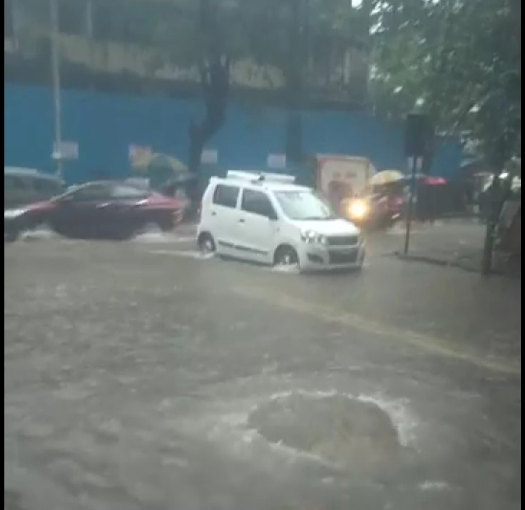 Adarsh Maharashtra | परतीच्या पावसाने मुलुंड मधील...