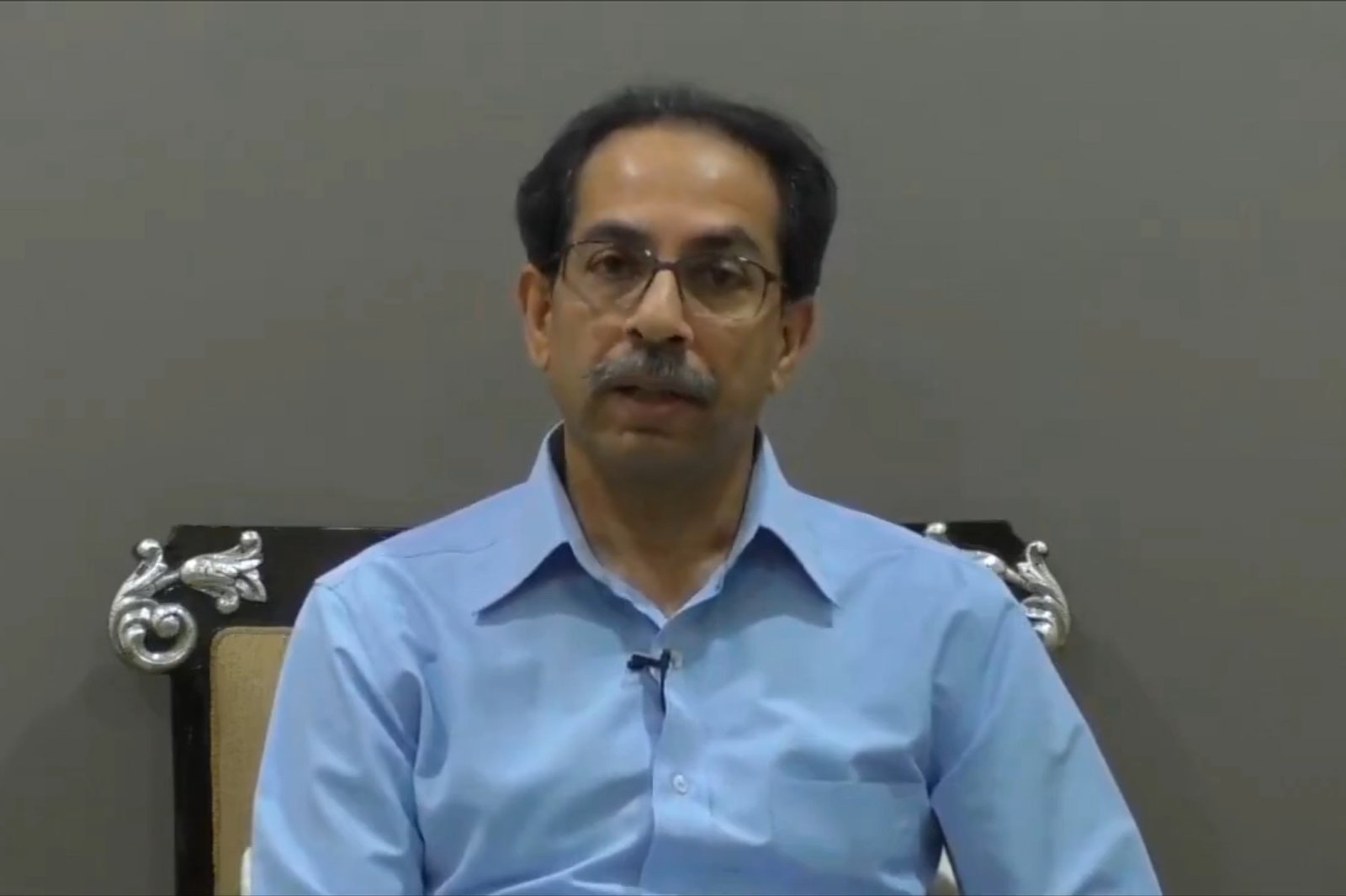 Adarsh Maharashtra | वॉर अगेंस्ट व्हायरस’ आपण निश्चित जिंकणार    डॉक्टर्स, नर्सेस म्हणजे लढणारे...