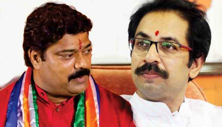 Adarsh Maharashtra | मुख्यमंत्र्यांनी एकदा डोंबिवलीत सहज फेरफटका मारावा, किमान खड्डे भरले...