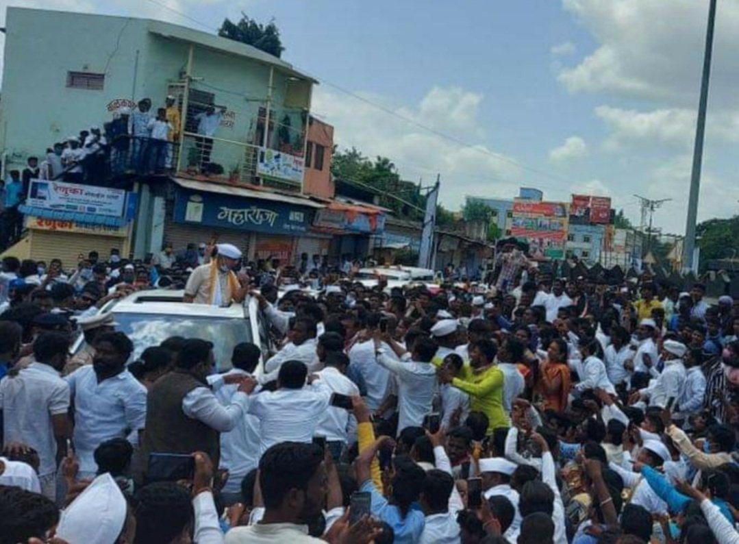 Adarsh Maharashtra | लॉकडाऊनच्या नियमांचे उल्लंघन केल्यामुळे प्रकाश आंबेडकरांविरुद्ध...