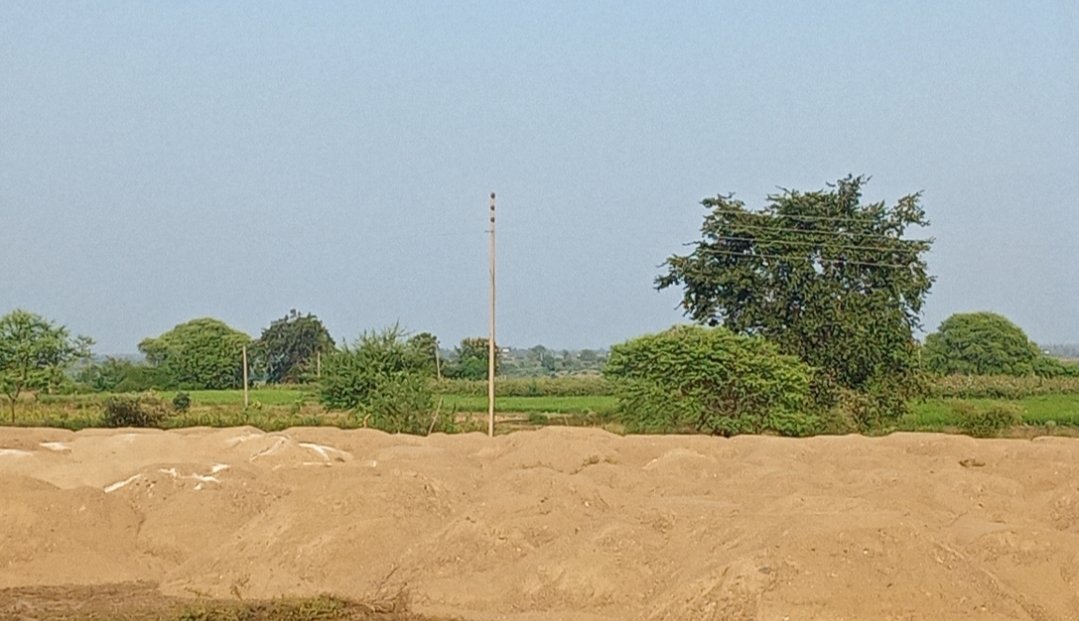 Adarsh Maharashtra | गोंडपीपरी तालुक्यात रेती...