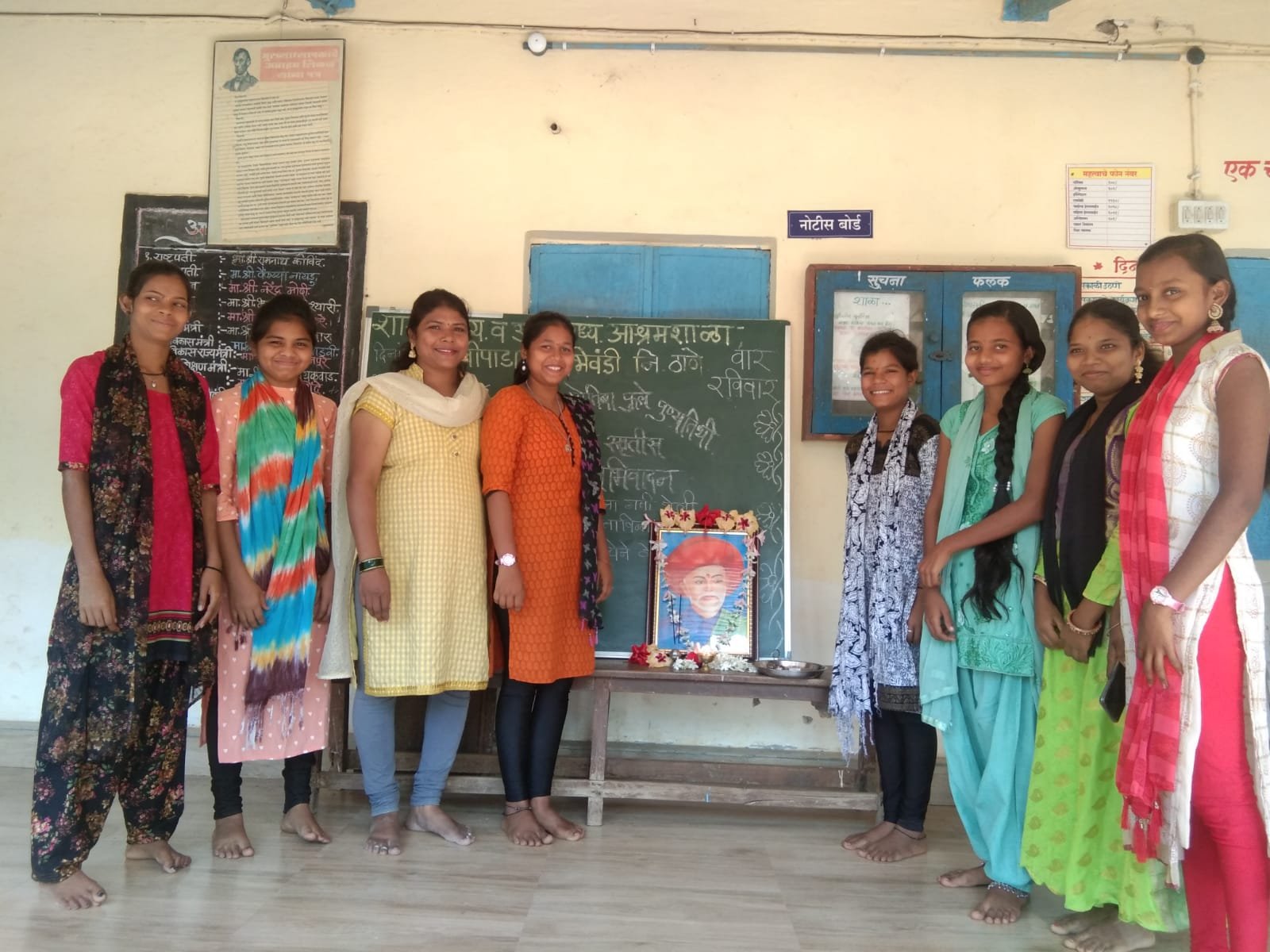 Adarsh Maharashtra | महात्मा फुले यांचा स्मृतिदिन...