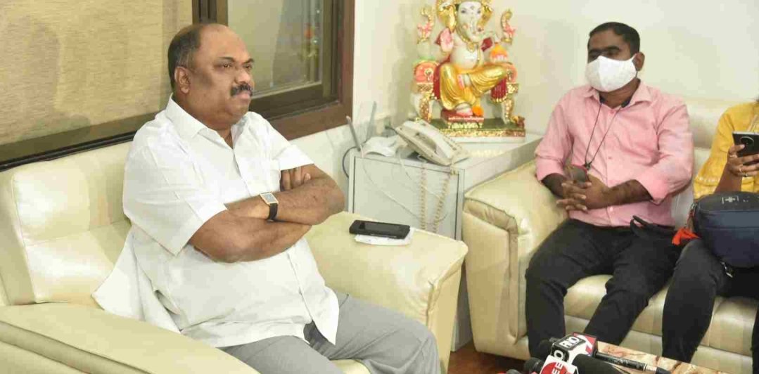 Adarsh Maharashtra | एसटी कर्मचाऱ्यांना एक...