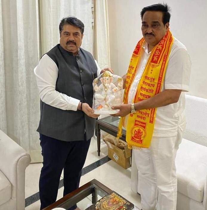 Adarsh Maharashtra | खासदार मनोज कोटक यांनी...