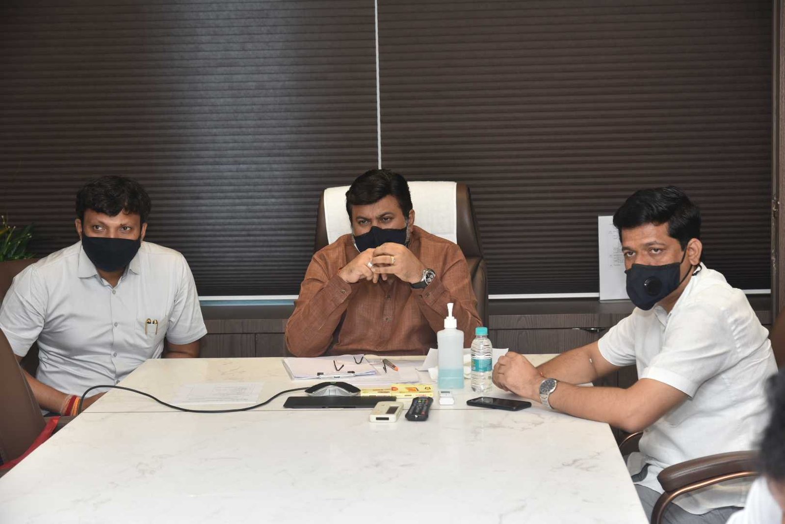 Adarsh Maharashtra | उस्मानाबाद उपकेंद्राचे...