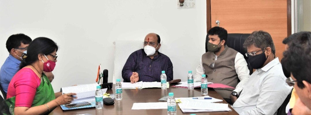 Adarsh Maharashtra | पाणीपुरवठा व स्वच्छता मंत्री गुलाबराव पाटील यांनी घेतला जल जीवन मिशनचा...