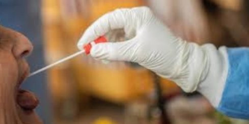 Adarsh Maharashtra | स्वॅब उल्हासनगरला घ्यायचे,...