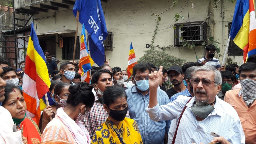 Adarsh Maharashtra | ग्रांटरोड च्या हाकिम चाळीतील...