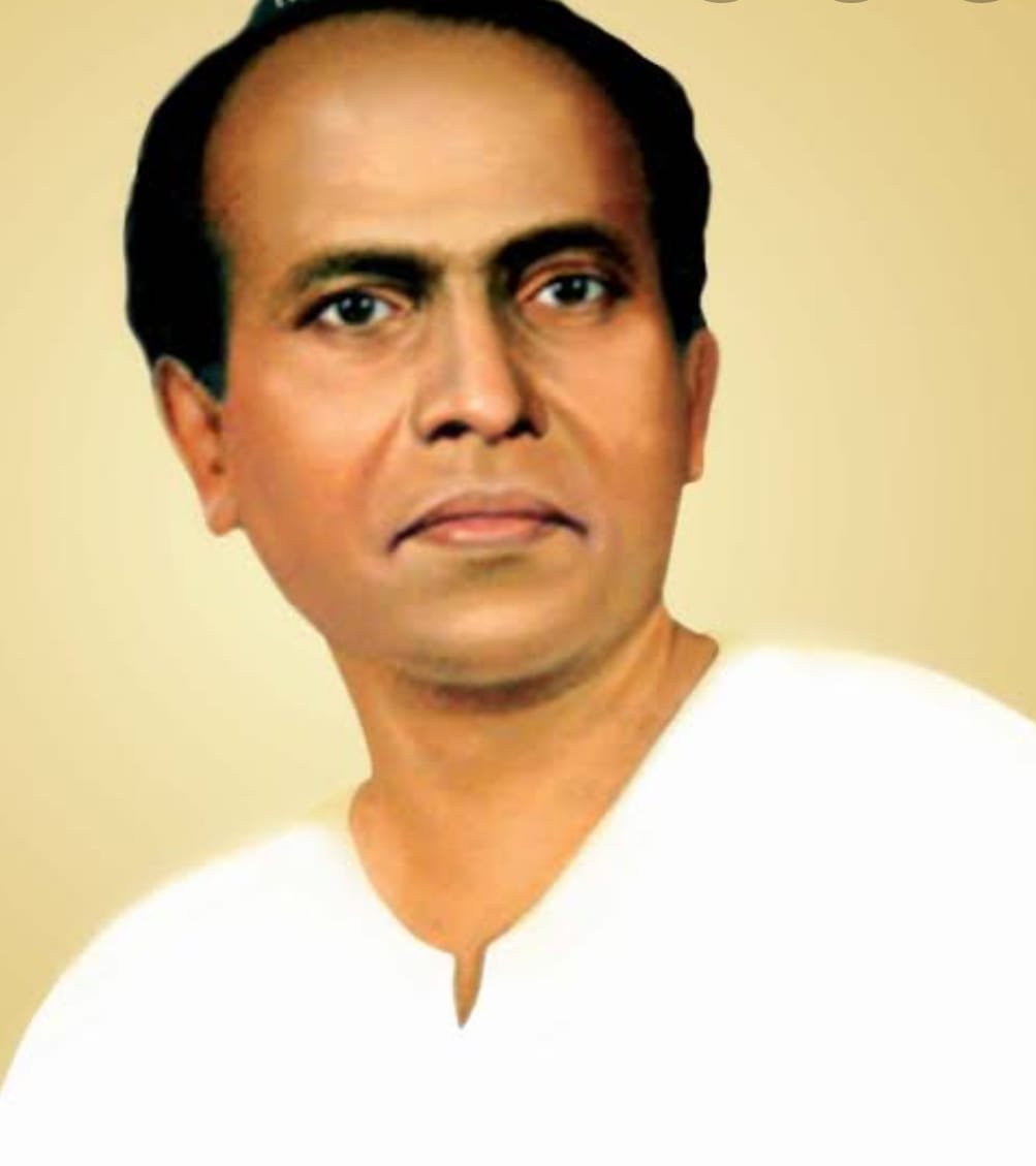 Adarsh Maharashtra | समाज परिवर्तनाचा विचार मांडणारा साहित्यिक...अण्णाभाऊ साठे.