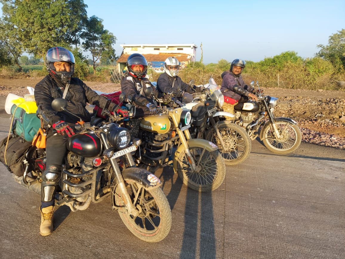 Adarsh Maharashtra | जेएनपीटी कामगारांची...