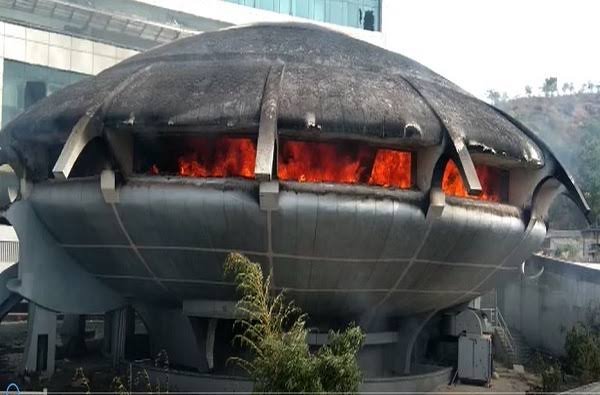 Adarsh Maharashtra | पुण्यात पॅनकार्ड क्लब इमारतीला भीषण आग