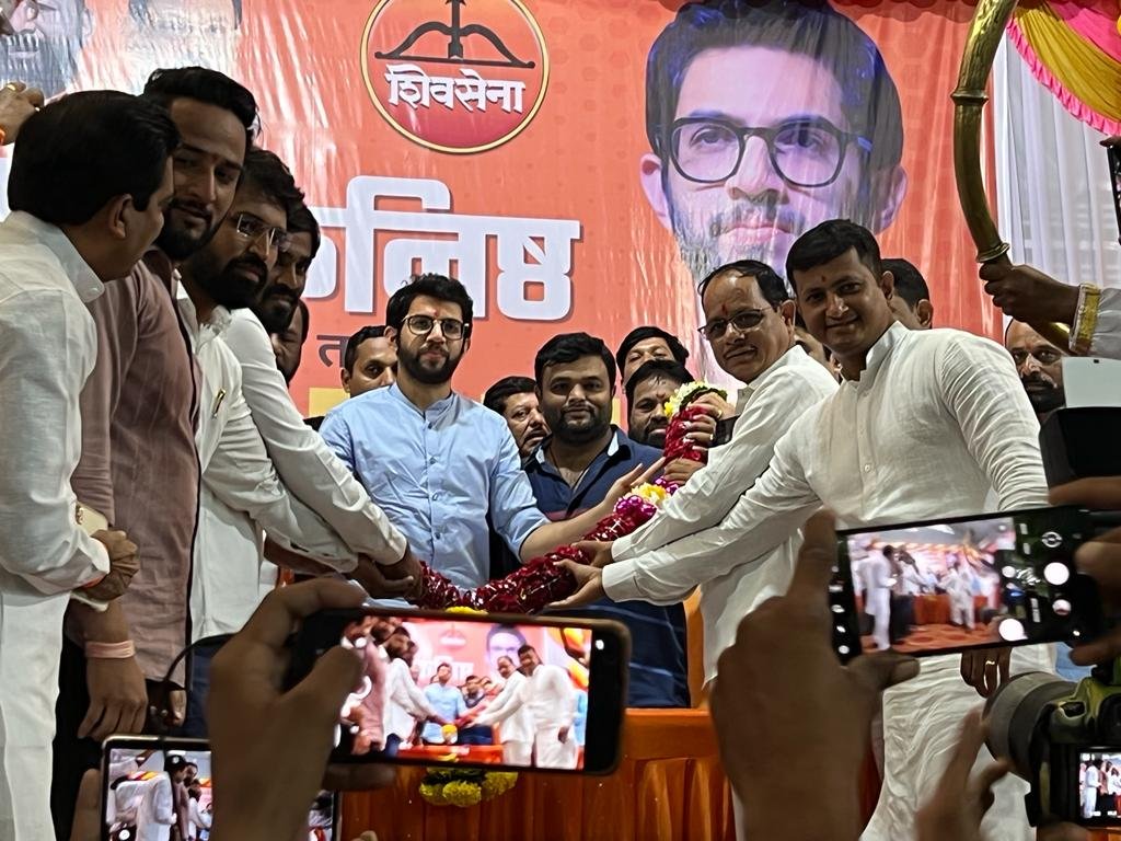 Adarsh Maharashtra | लपुन छपुन काय हल्ले करता,...