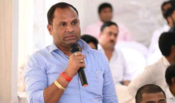 Adarsh Maharashtra | स्वातंत्र्याच्या अमृत...