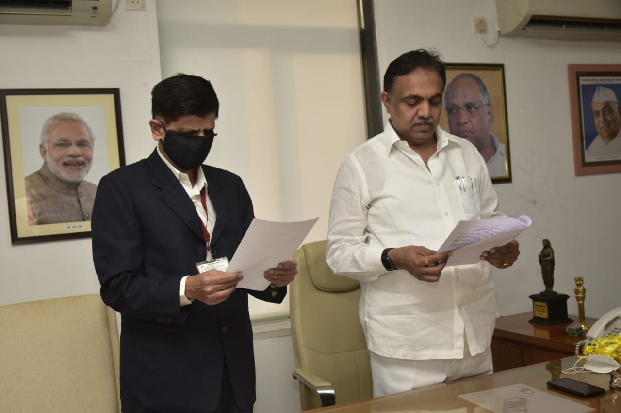 Adarsh Maharashtra | महाराष्ट्र जलसंपत्ती नियमन प्राधिकरण  सदस्यपदी संजय कुलकर्णी यांचा...