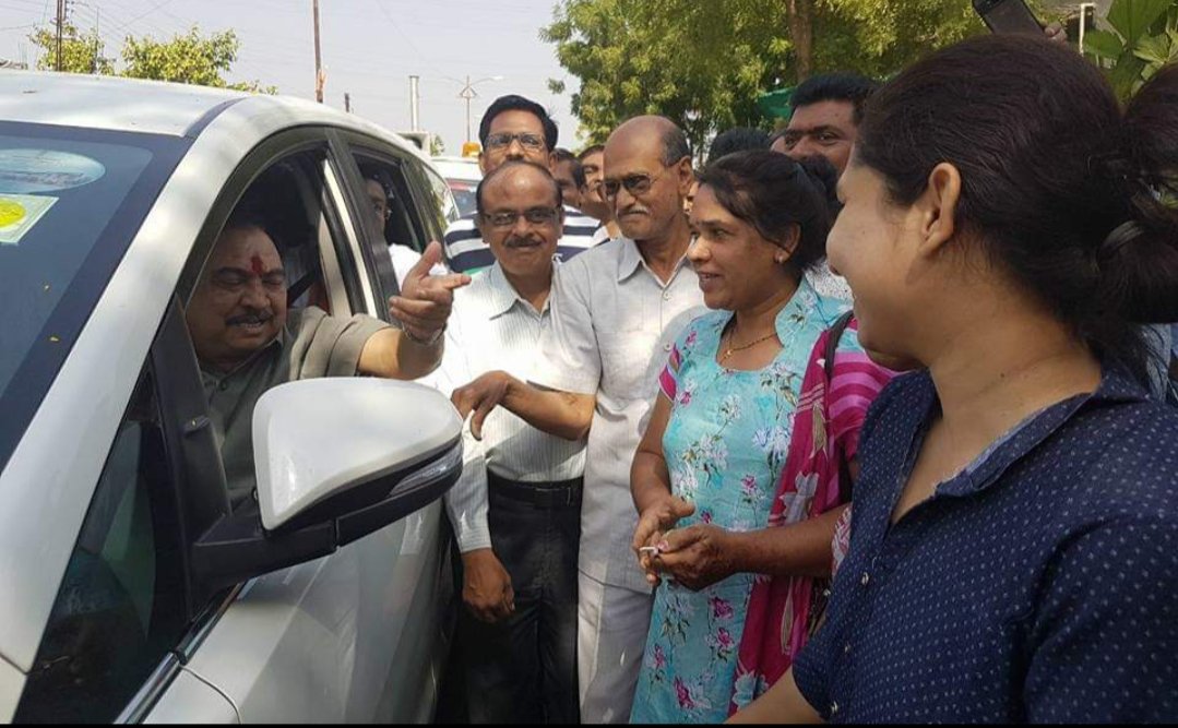 Adarsh Maharashtra | एकनाथ खडसे यांच्यावर  निरंतर होत असलेला अन्याय