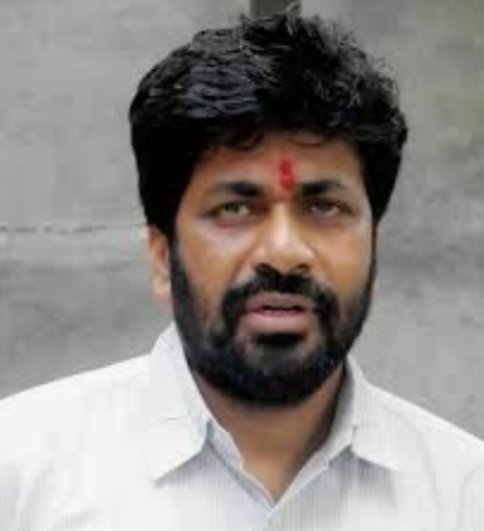 Adarsh Maharashtra | चहा प्यायल्यानंतर कप फोडला , डोळ्यात पाणी येत होतं.....!