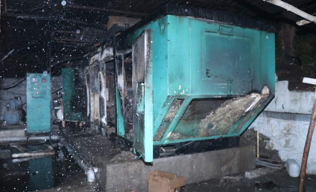 Adarsh Maharashtra | मुलुंड पश्चिम येथील अपेक्स हॉस्पिटलच्या जनरेटरला लागलेल्या आगीत एका...