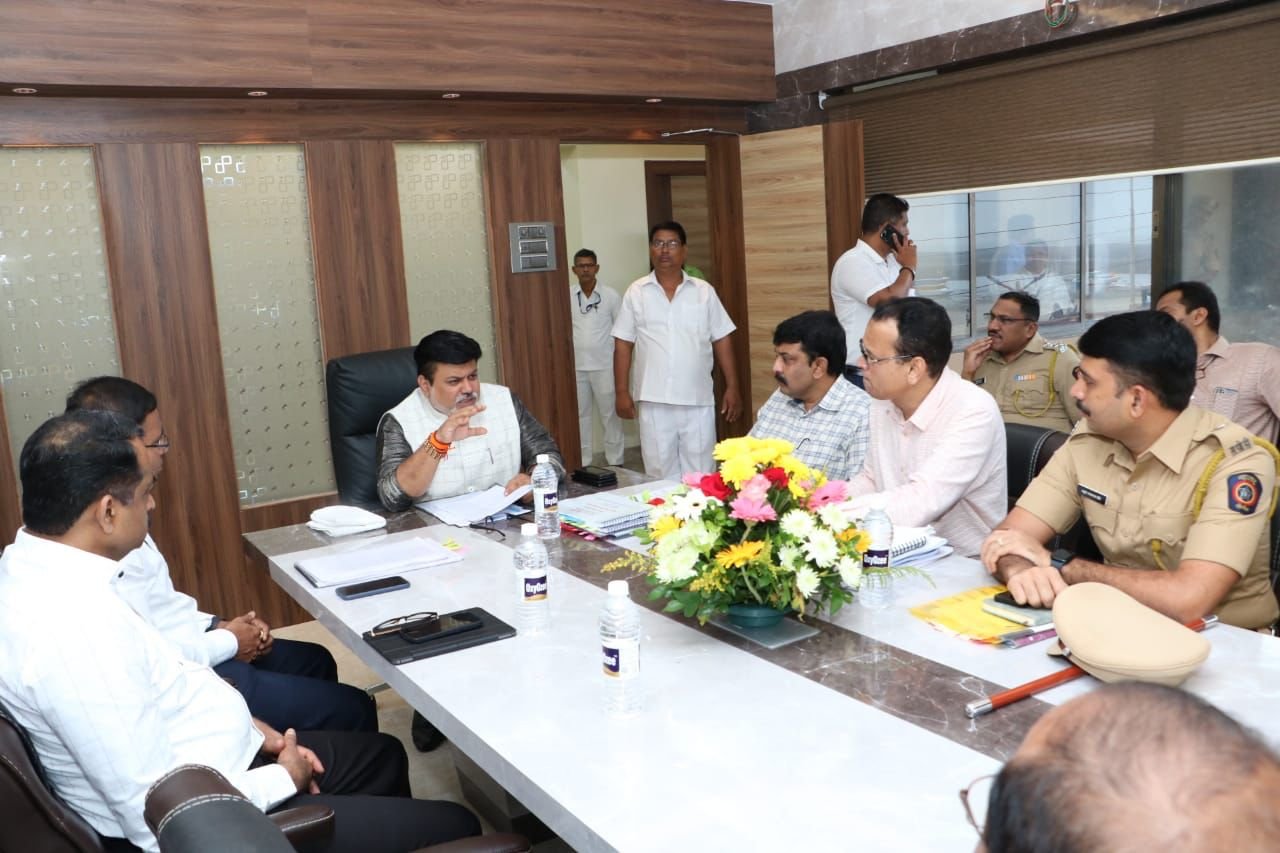 Adarsh Maharashtra | जिल्ह्याच्या सर्वांगीण...