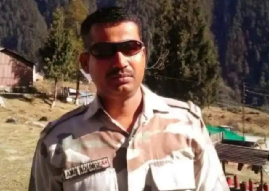 Adarsh Maharashtra | दुःखद! भारत-चीन सीमेवर कर्तव्यावर असताना सांगोल्यातील जवानाचा करोनाने...