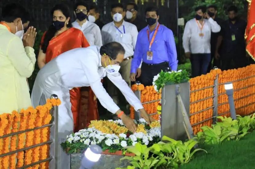 Adarsh Maharashtra | एक बेडूक आणि त्याची दोन पोरं;...