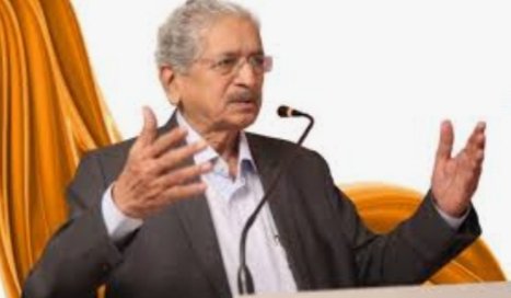 Adarsh Maharashtra | डिजिटल तंत्रज्ञानाच्या मदतीने कोरोना संकटावर मात करूः सुभाष देसाई