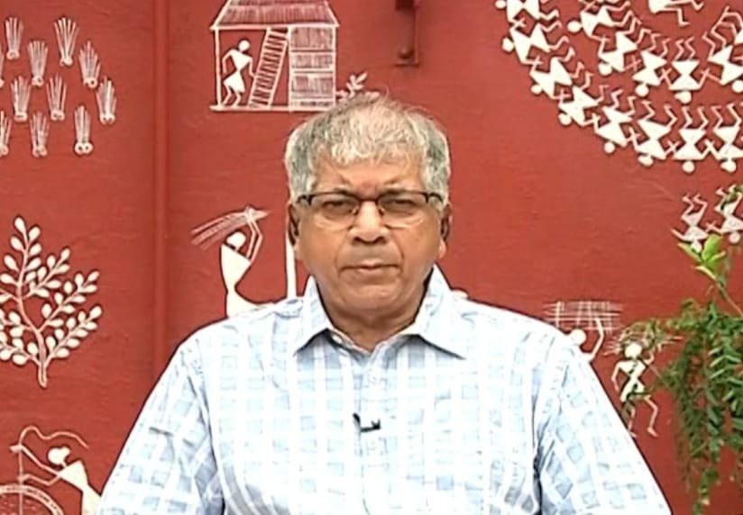 Adarsh Maharashtra | इंदू मिलमध्ये स्मारकाऐवजी लोकोपयोगी वास्तू उभारा; प्रकाश आंबेडकरांची...