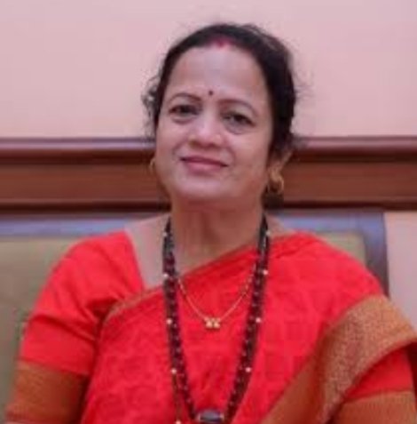 Adarsh Maharashtra | मुंबईत दररोज सुमारे ४ लाख ६१ हजार तयार जेवण पाकिटांचा  विस्‍थापित, कष्‍टकरी...