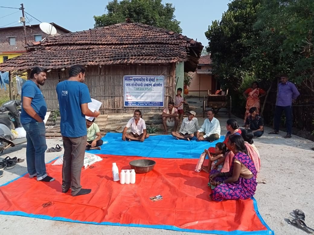 Adarsh Maharashtra | शेतकऱ्यांनी गिरविले बीज-प्रक्रियेचे धडे!