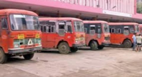 Adarsh Maharashtra | एसटी महामंडळात तब्बल 'इतक्या' कर्मचाऱ्यांना कोरोनाची लागण;