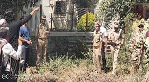 Adarsh Maharashtra | माजी नगरसेवकाच्या घरावर गोळीबार . मालेगाव येथील घटना