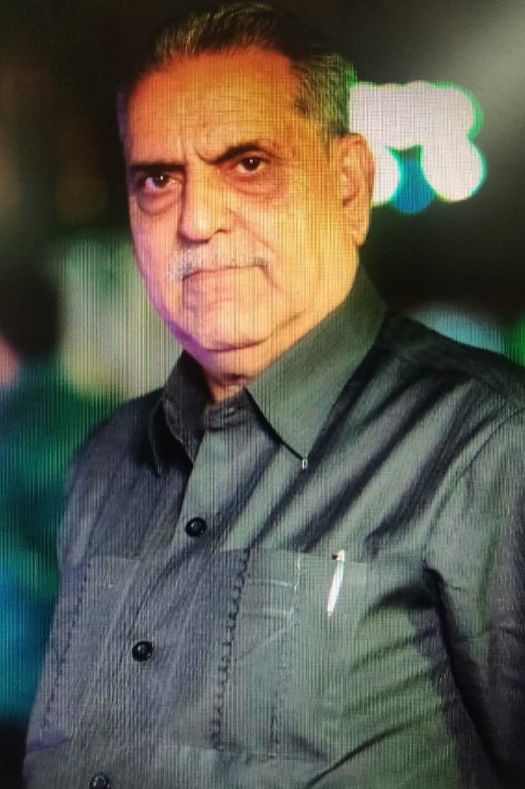 Adarsh Maharashtra | उल्हासनगर येथिल माजी नगरसेवक...