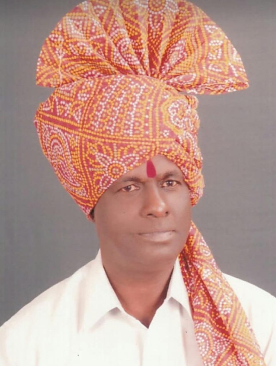 Adarsh Maharashtra | समाजातील सुसंस्कृत नेतृत्व...