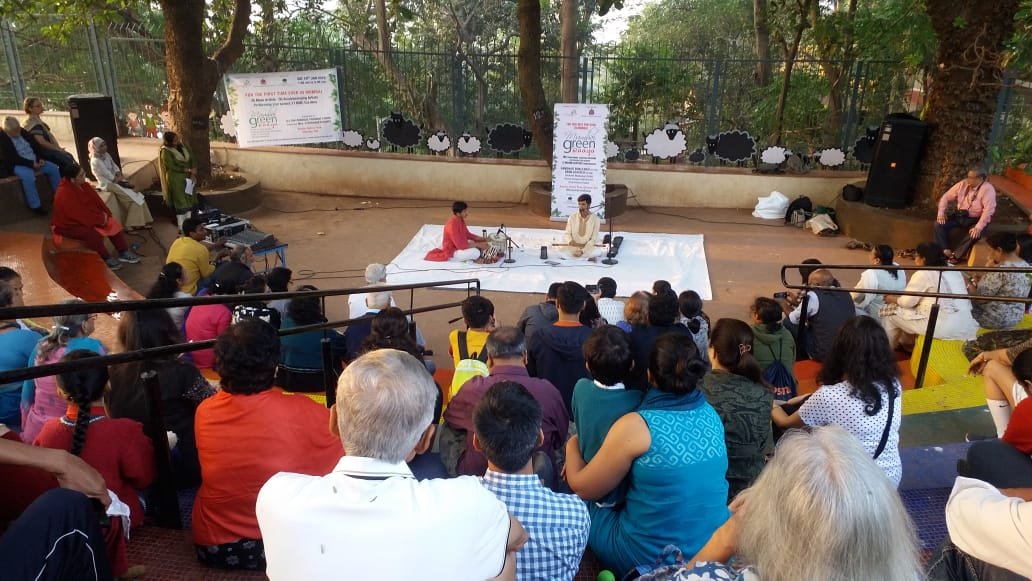 Adarsh Maharashtra | खुल्या नाट्यगृहांमधील संगीत सभांना मुंबईकरांचा उत्स्फूर्त प्रतिसाद